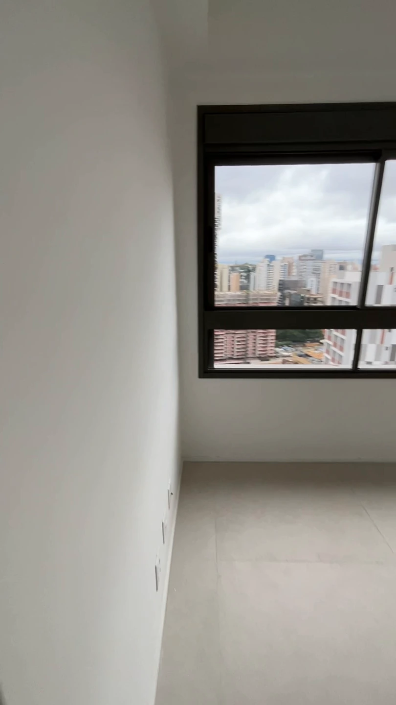área privativa do imóvel vazio no levantamento